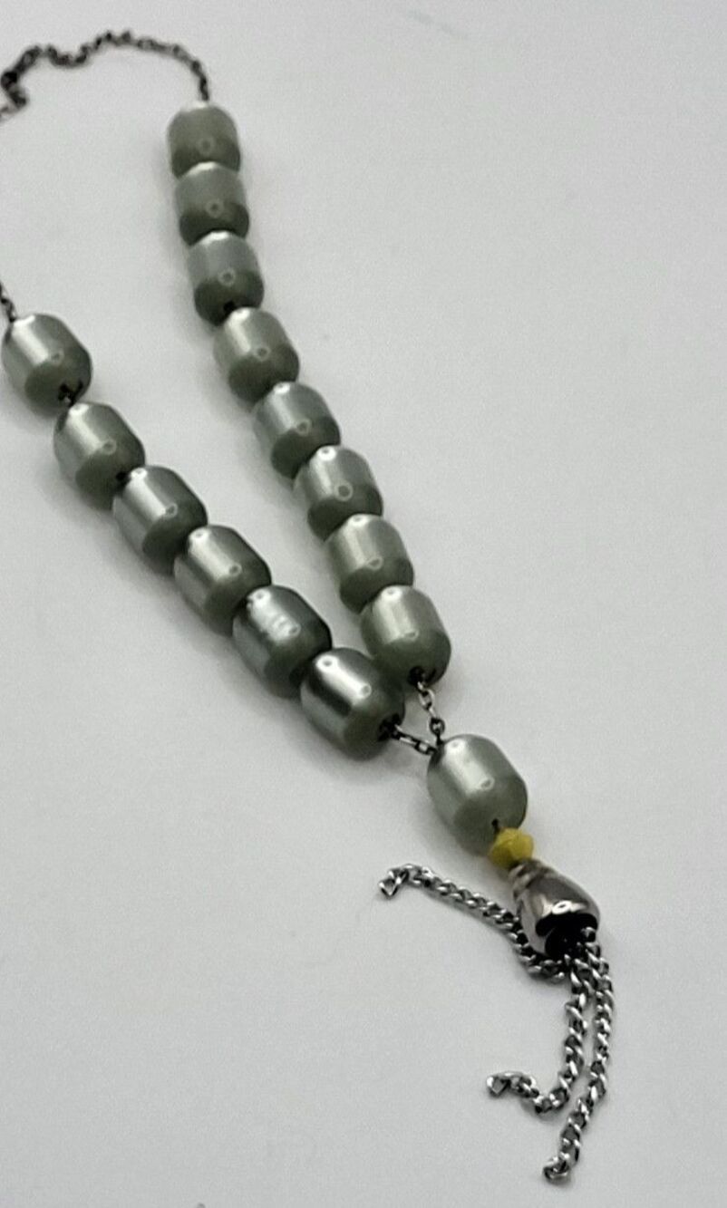 Acrylic Mirrored Green Prayer Beads 15 beads 12in